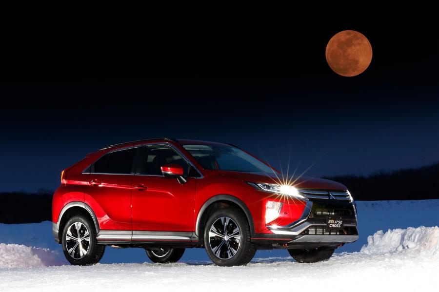  Mitsubishi Eclipse Cross 2017 года  (JP) (фото 32 из 41)